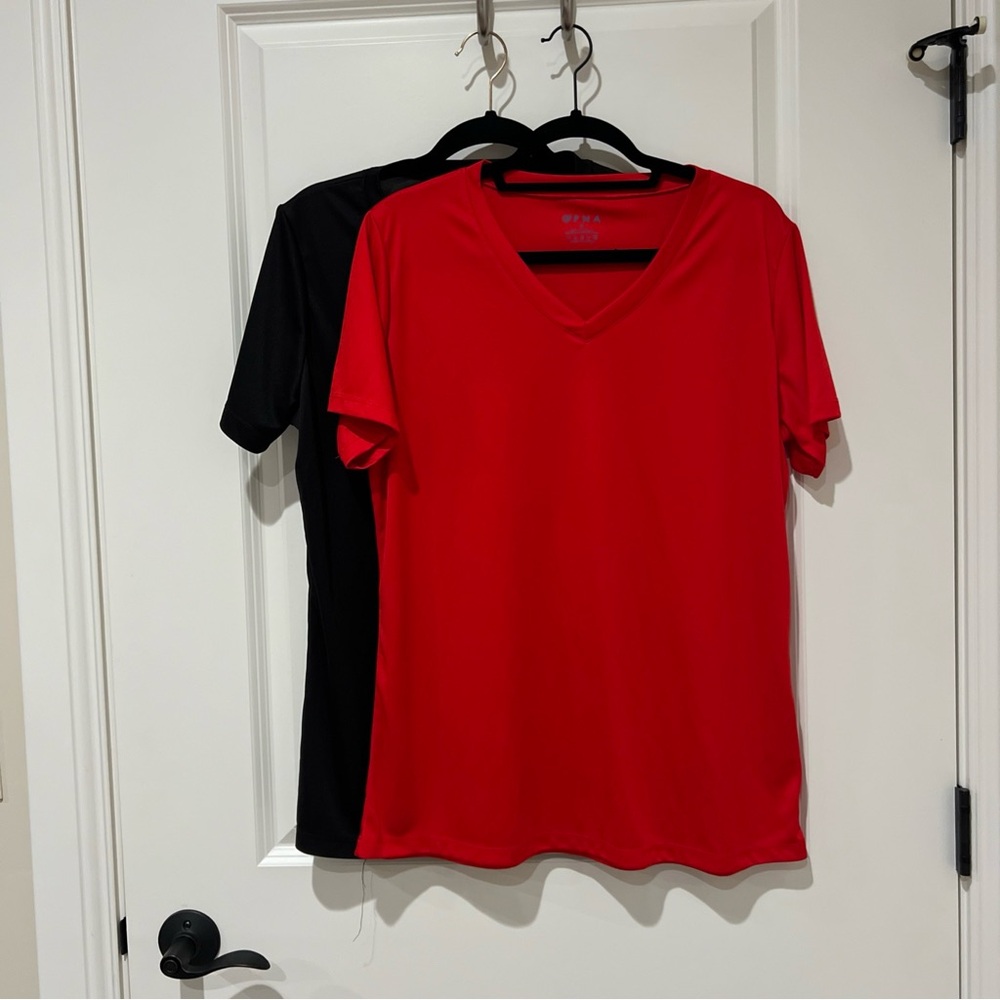 Bundle of 2  Women's Short Sleeve Tee workout tees vibrant red and classic black